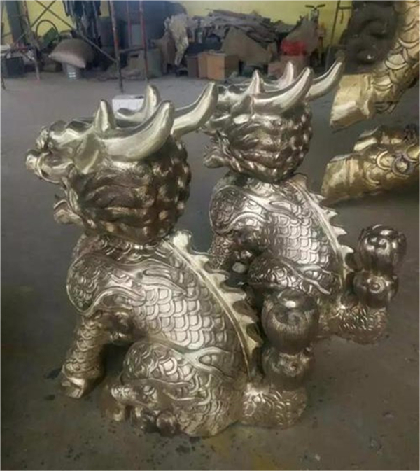 門(mén)口銅麒麟圖片.jpg 門(mén)口銅麒麟圖片.jpg