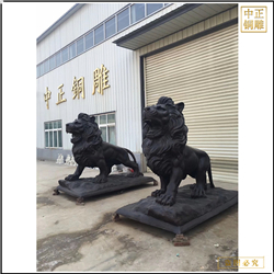 一對(duì)看門銅獅子雕塑